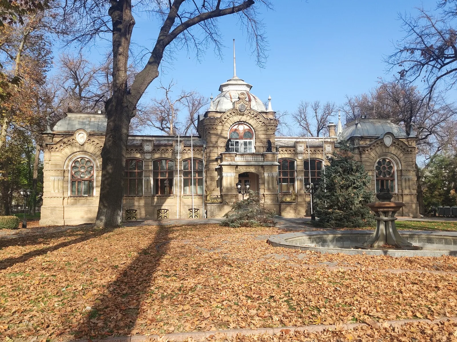 Knyaz Romanov saroyi — 2-rasm