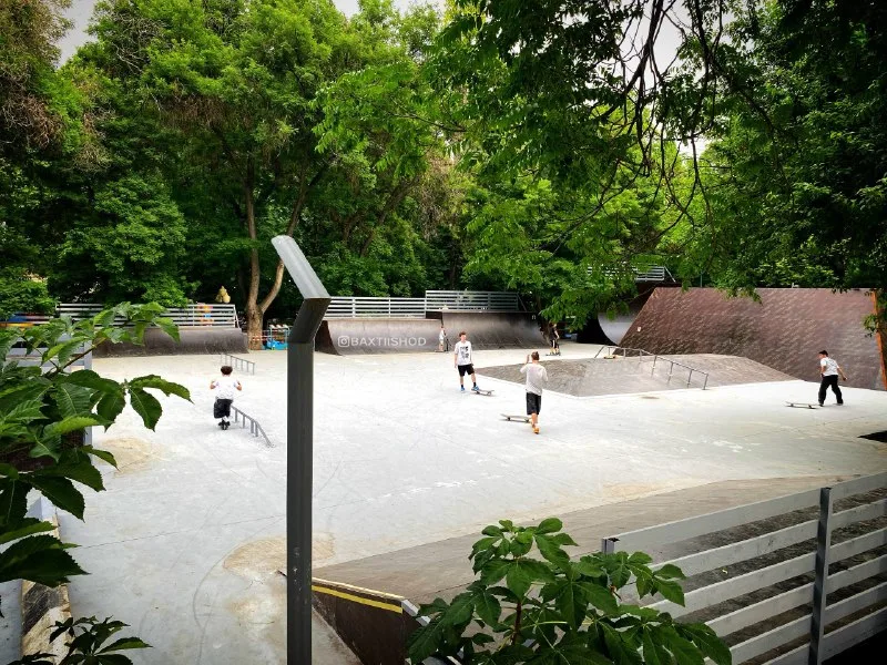 Moviy gumbazlar xiyoboni — 2-rasm